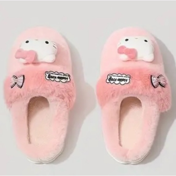 Hello kitty plush slippers NWT Size 8 - Picture 3 of 6